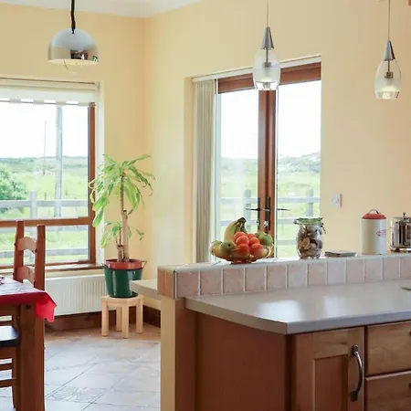 White Thorn House Clifden