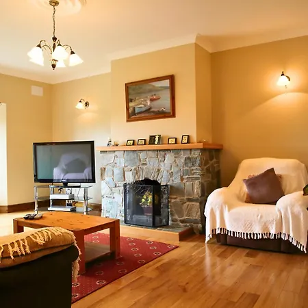 White Thorn House Clifden